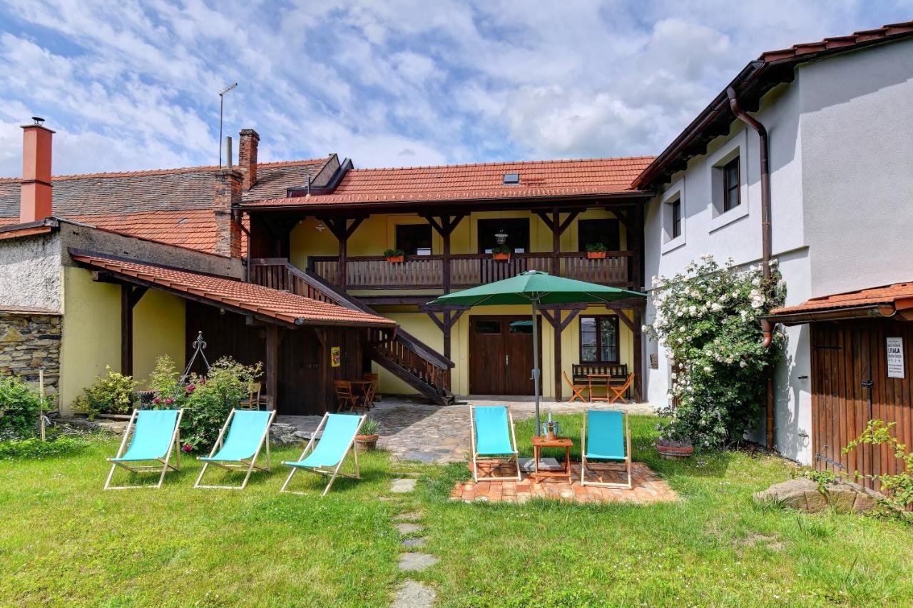 Na Letnim Byte Kourim Exterior photo